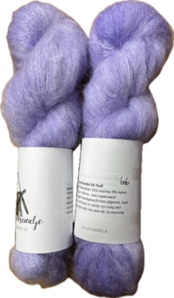 Kid mohair DK Fluff hand geverfd kleur nr 606 lila